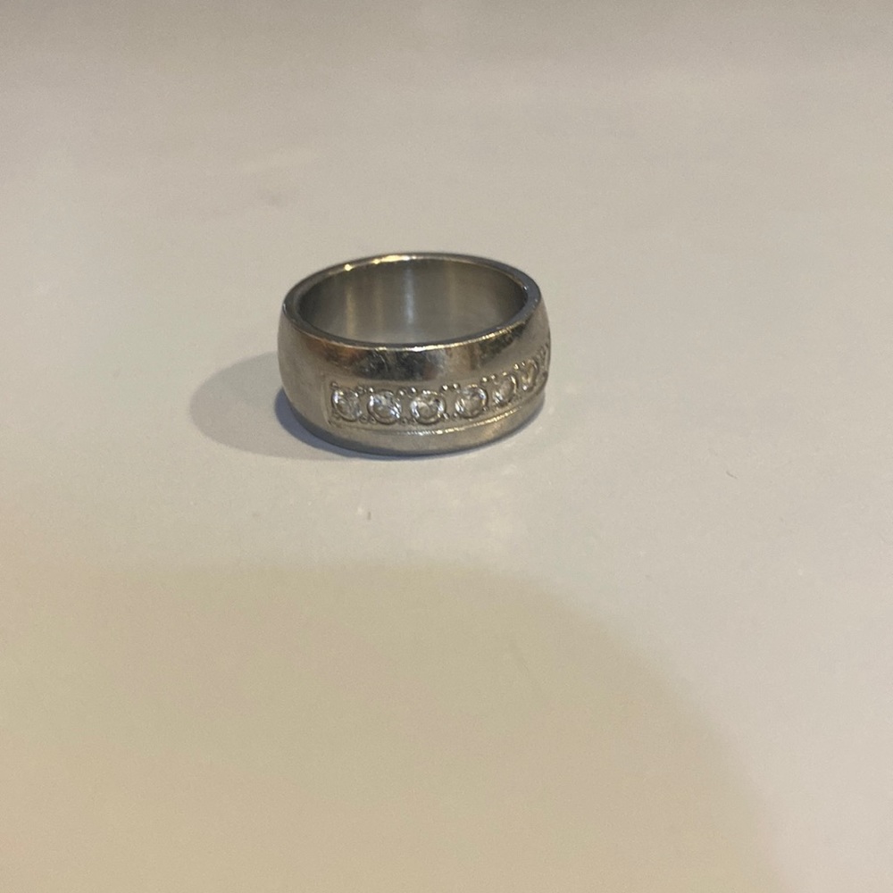 Costume ring